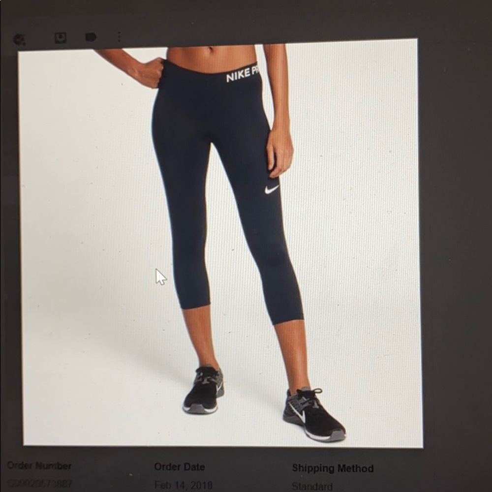 Nike Pro Women’s Training Capris M